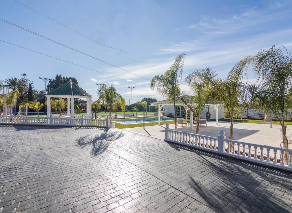 Resale - Villa - Elche Pedanías - Peña de Las Águilas