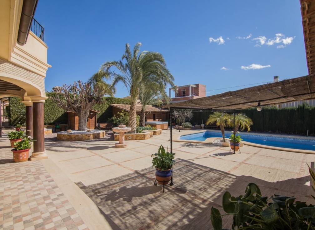 Resale - Villa - Elche Pedanías - Peña las Águilas