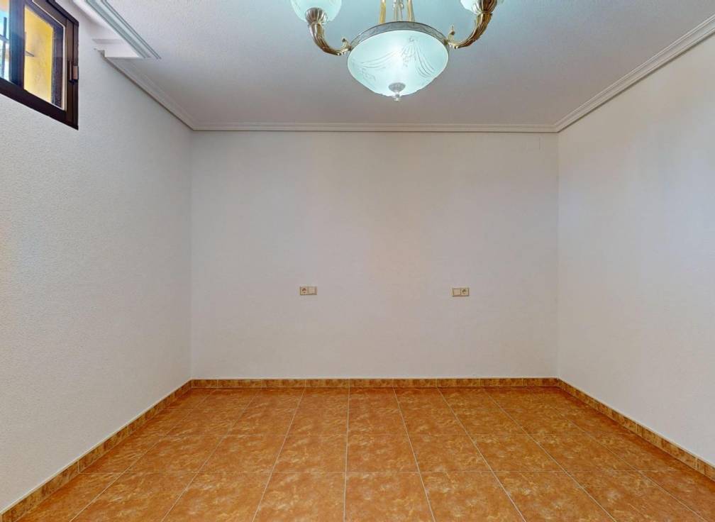 Resale - Villa - Elche Pedanías - Peña las Águilas