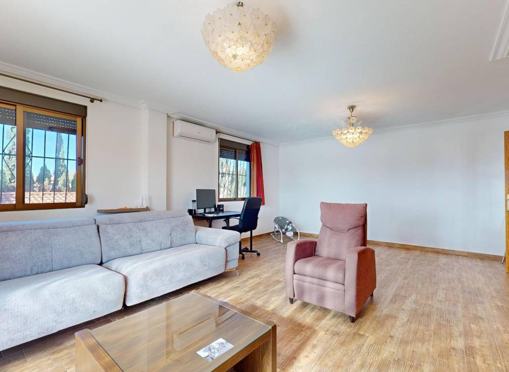 Resale - Villa - Elche Pedanías - Peña las Águilas