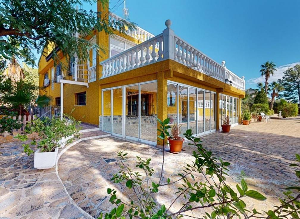 Resale - Villa - Elche Pedanías - Peña las Águilas