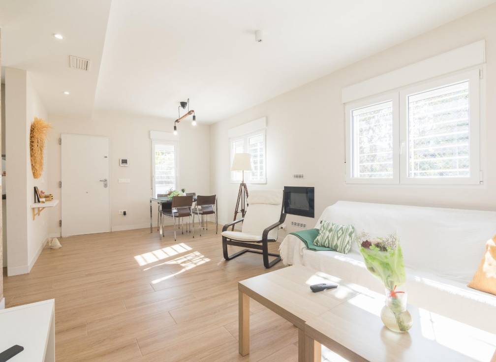 Resale - Villa - Elche Pedanías - Peña las Águilas