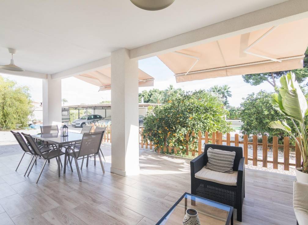 Resale - Villa - Elche Pedanías - Peña las Águilas