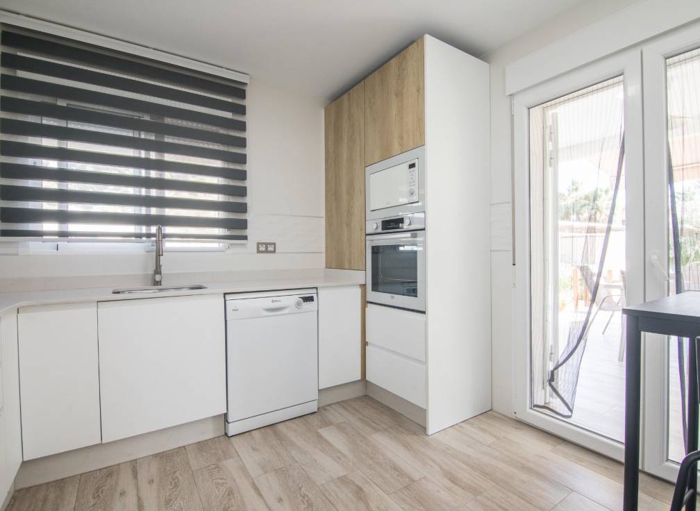 Resale - Villa - Elche Pedanías - Peña las Águilas