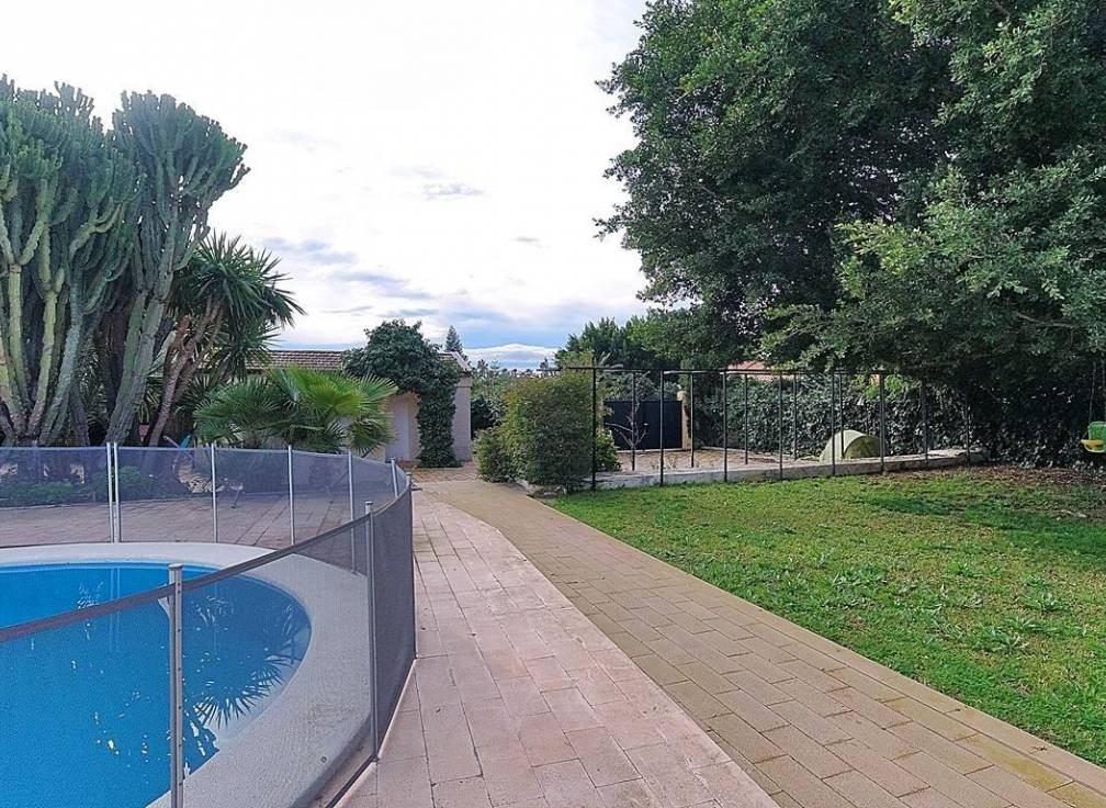 Resale - Villa - Elche Pedanías - Peña las Águilas