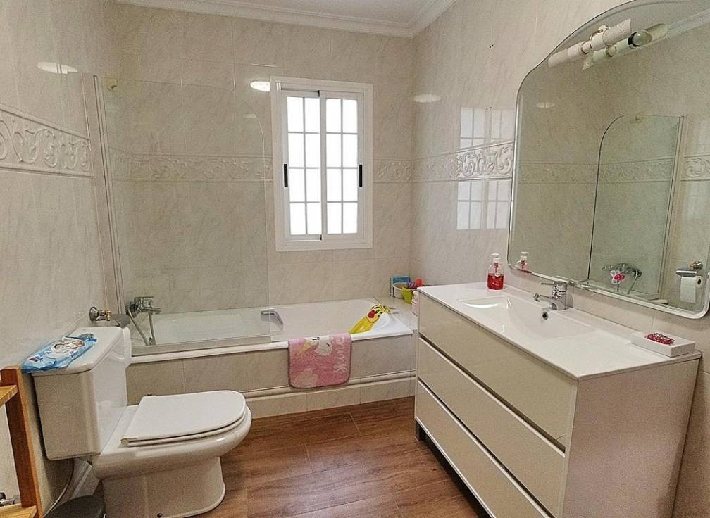 Resale - Villa - Elche Pedanías - Peña las Águilas