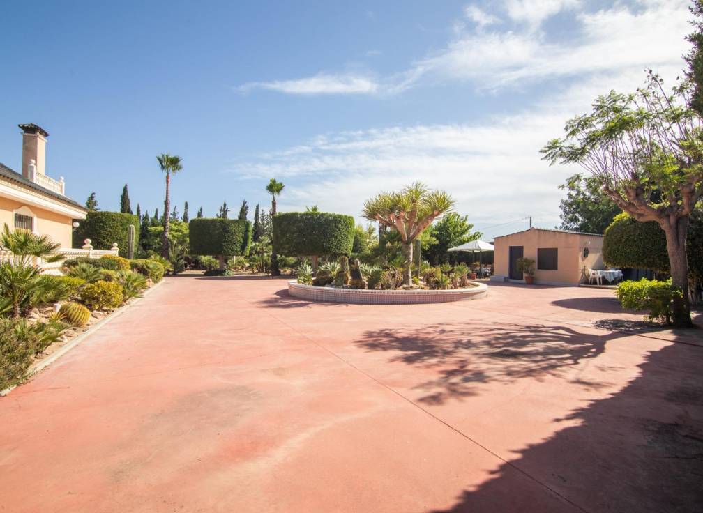 Resale - Villa - Elche Pedanías - Perleta