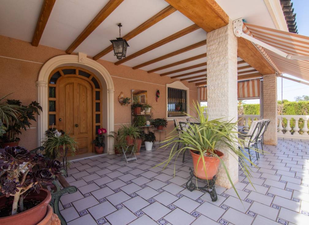 Resale - Villa - Elche Pedanías - Perleta