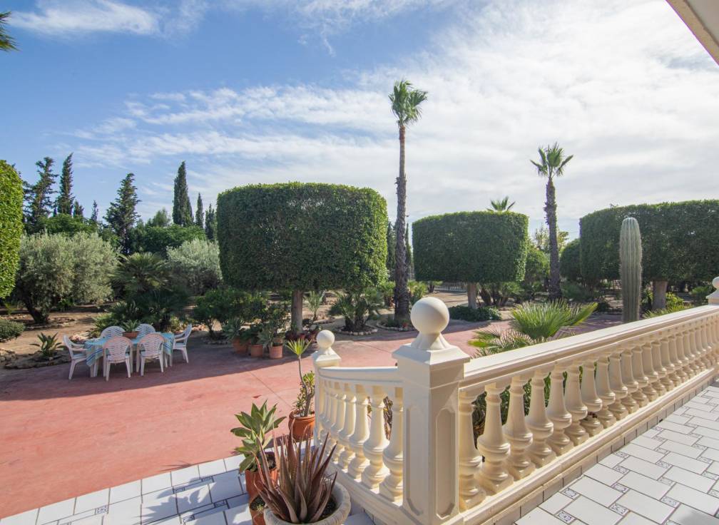 Resale - Villa - Elche Pedanías - Perleta