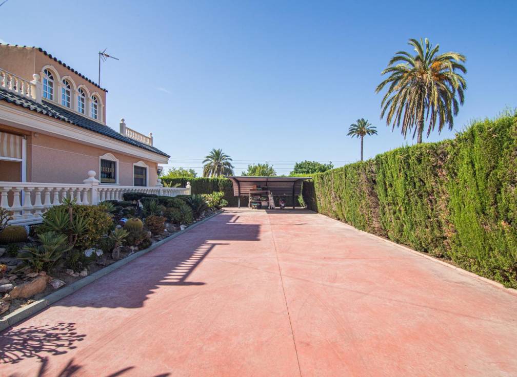 Resale - Villa - Elche Pedanías - Perleta