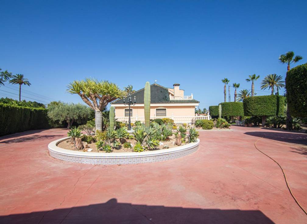 Resale - Villa - Elche Pedanías - Perleta