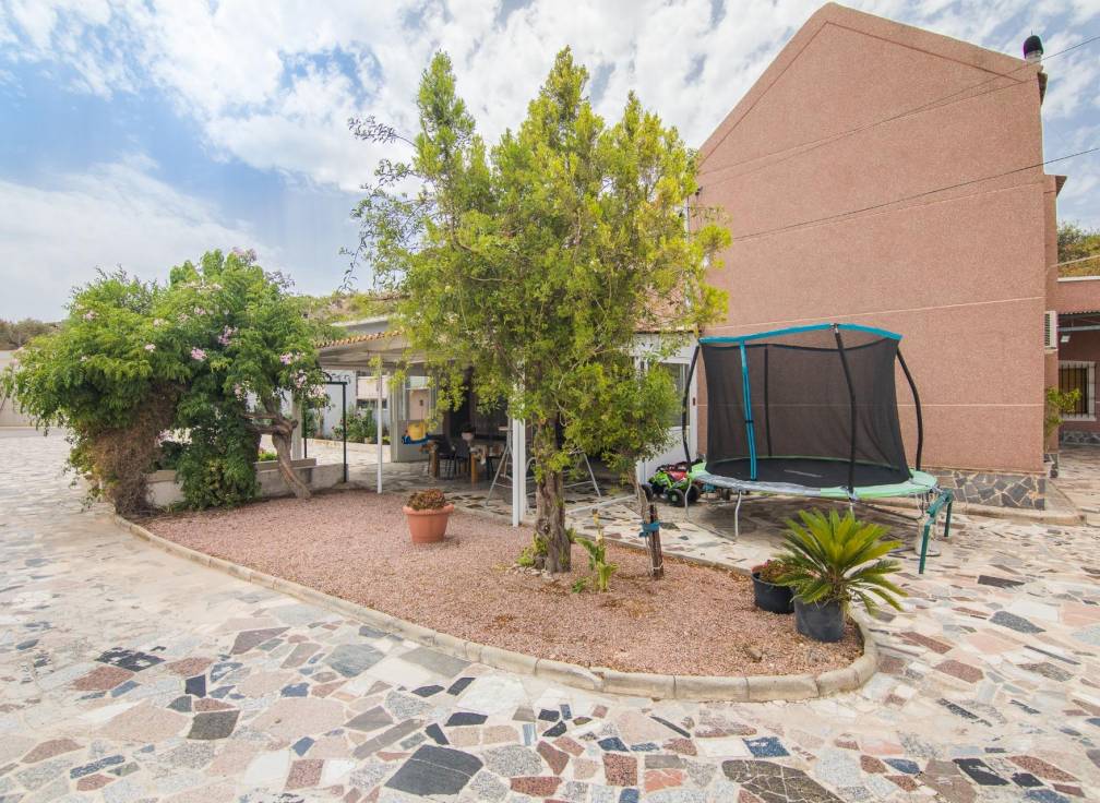 Resale - Villa - Elche Pedanías - Poligono carrus