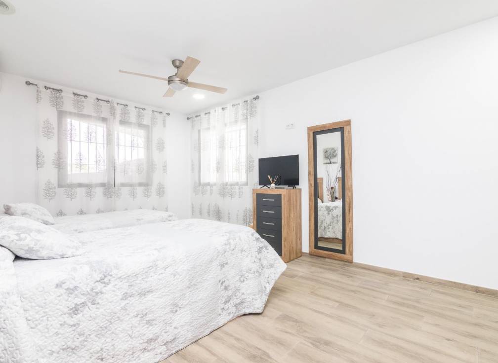 Resale - Villa - Elche Pedanías - Poligono carrus