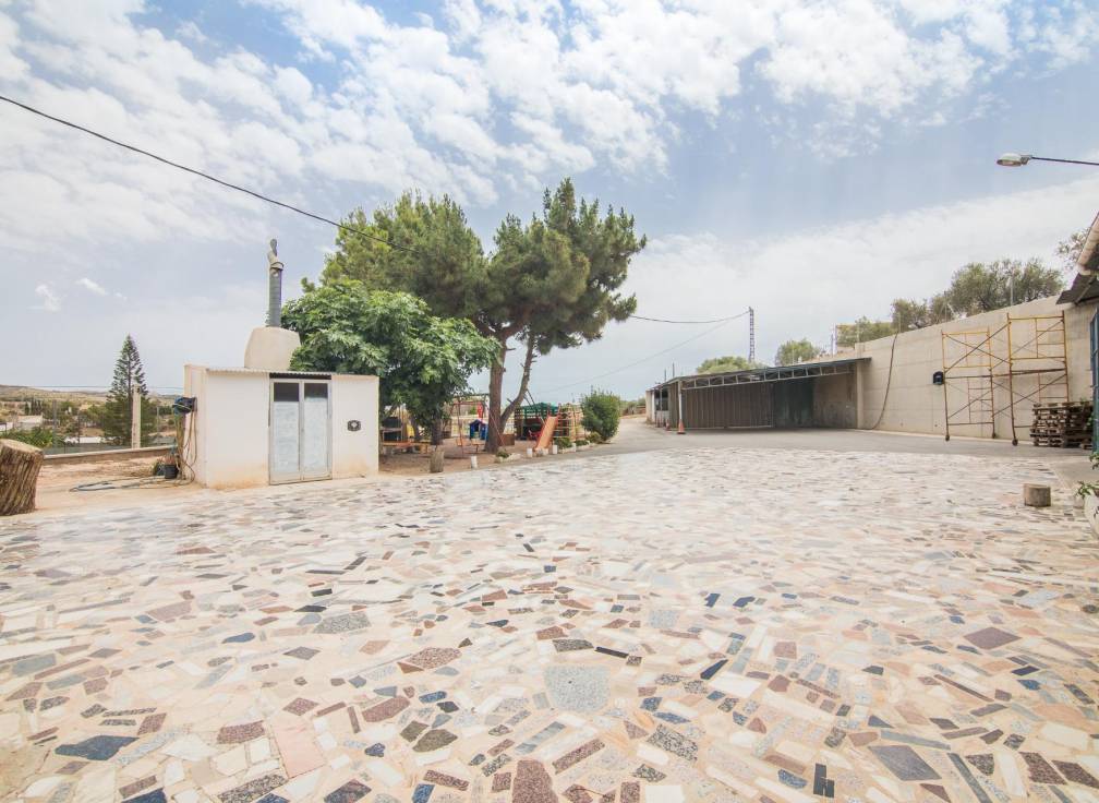 Resale - Villa - Elche Pedanías - Poligono carrus