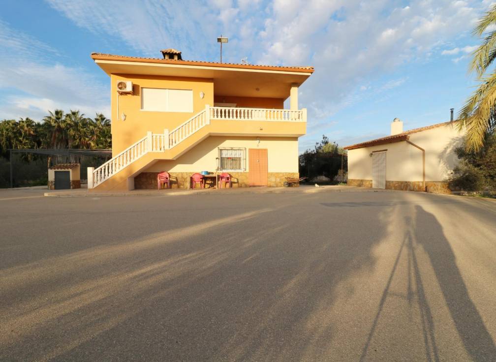 Resale - Villa - Elche Pedanías - Pussol