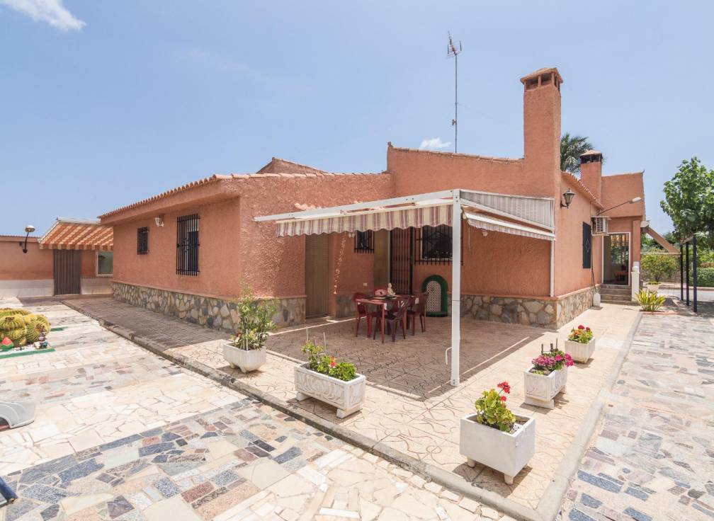 Resale - Villa - Elche Pedanías - Valverde