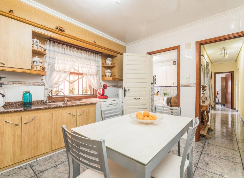 Resale - Villa - Elche Pedanías - Valverde