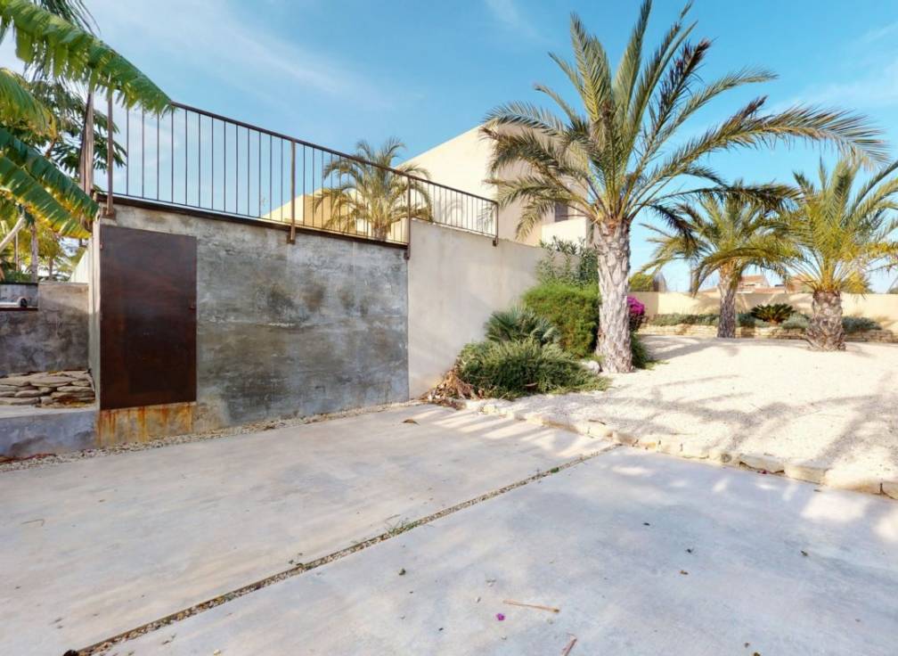 Resale - Villa - Elche Pedanías - Valverde