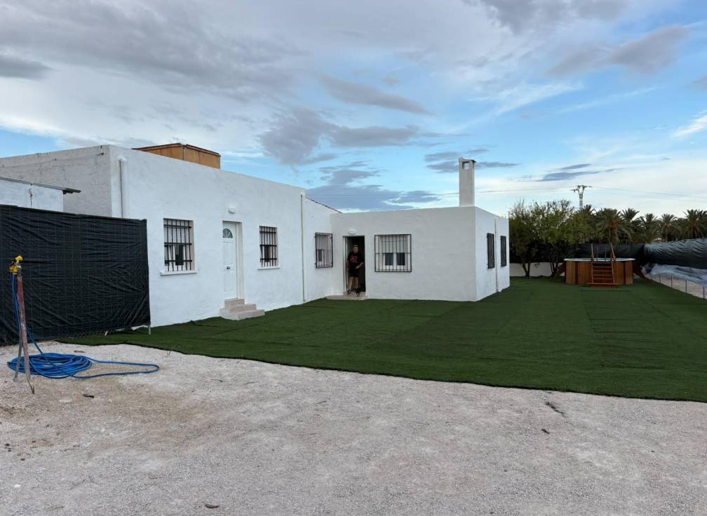 Resale - Villa - Elche - Sector V-El Canal