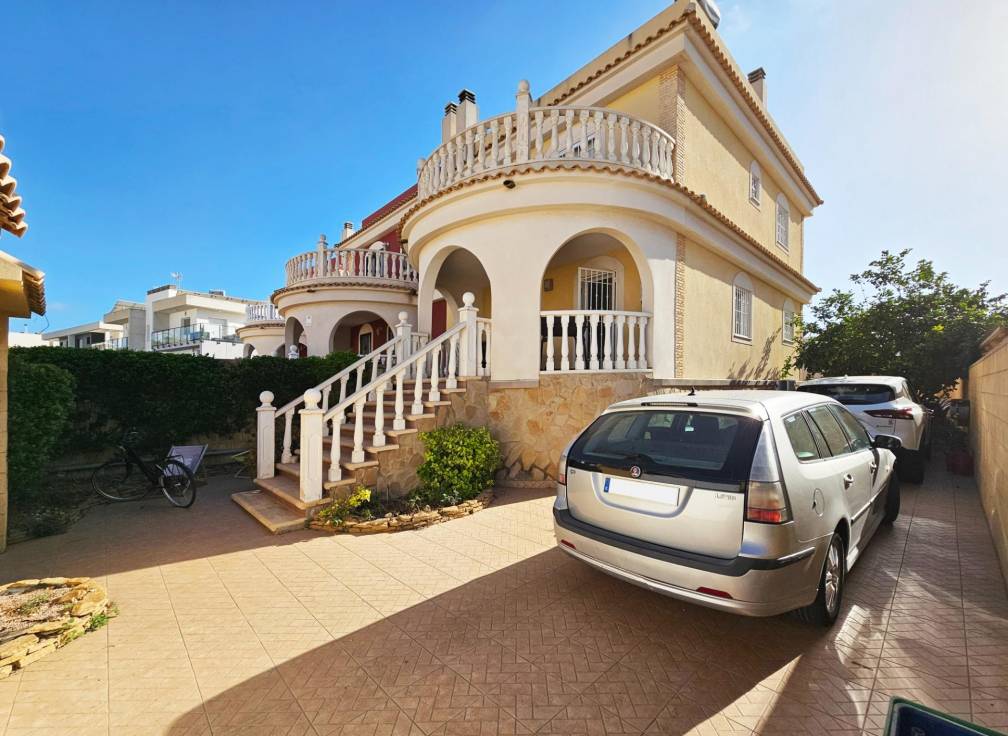 Resale - Villa - Gran alacant - Monte y Mar bajo