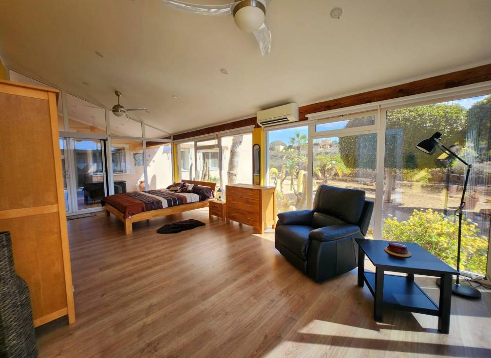 Resale - Villa - Jacarilla