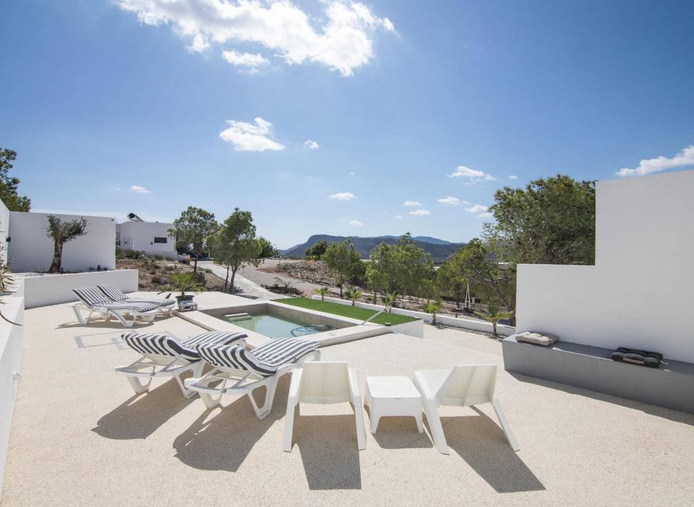 Resale - Villa - La Romana - ALCANÁ