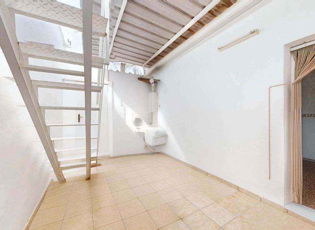 Resale - Villa - Las bayas - Las Bayas-Asprillas