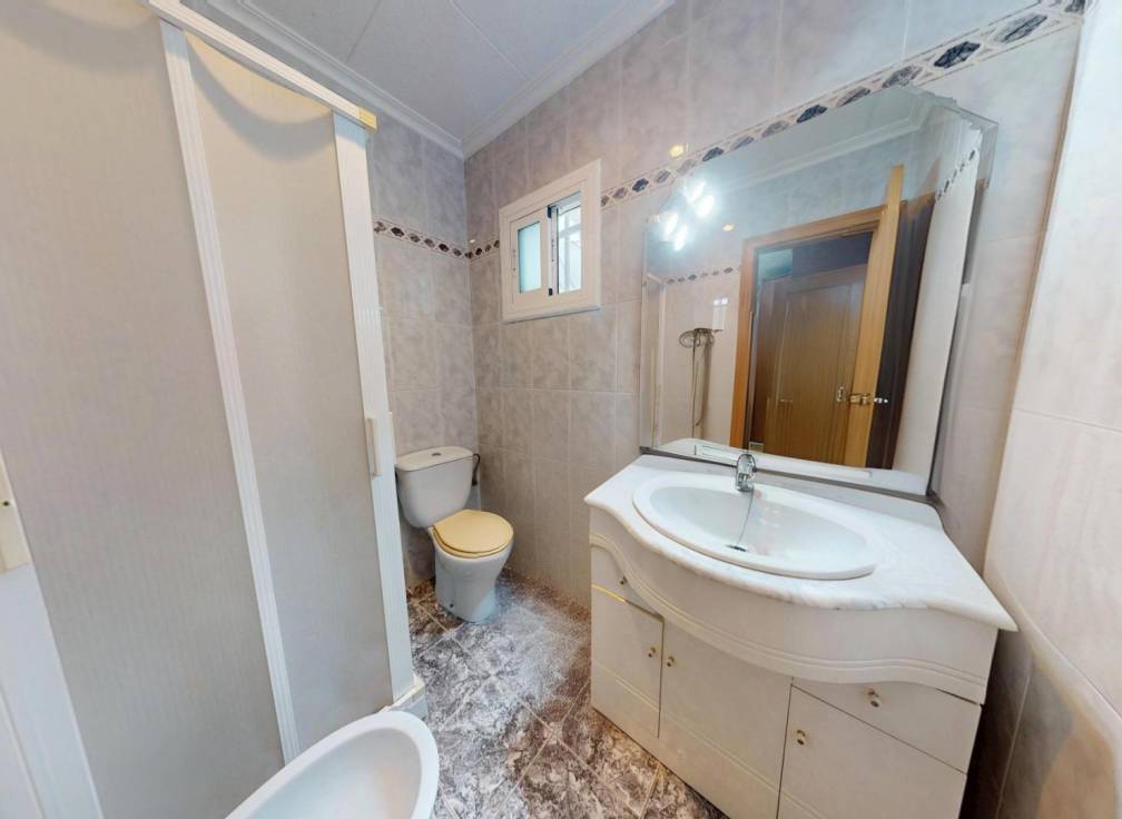 Resale - Villa - Las bayas - Las Bayas-Asprillas