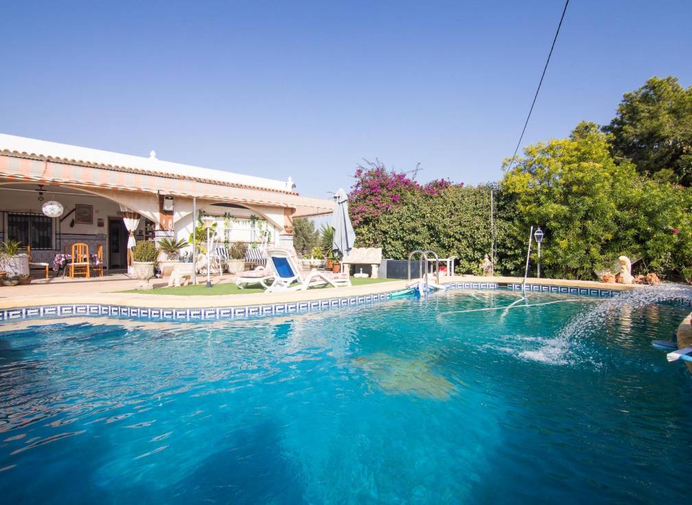 Resale - Villa - Matola - Algoda-Matola-Llano de San José