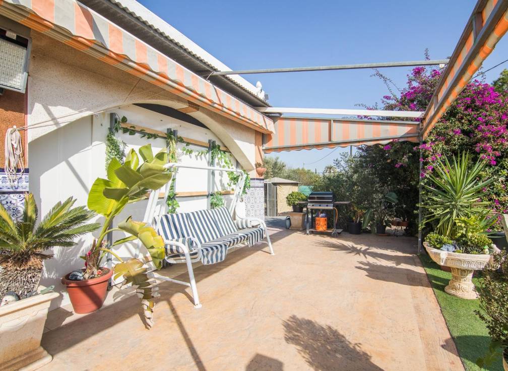 Resale - Villa - Matola - Algoda-Matola-Llano de San José