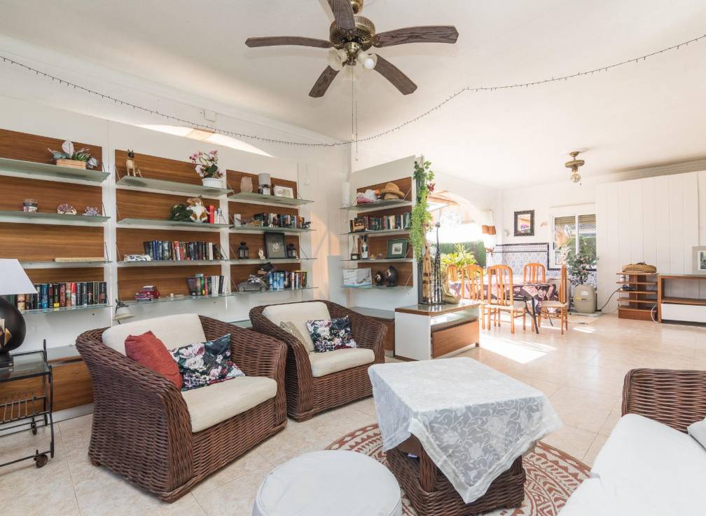 Resale - Villa - Matola - Algoda-Matola-Llano de San José