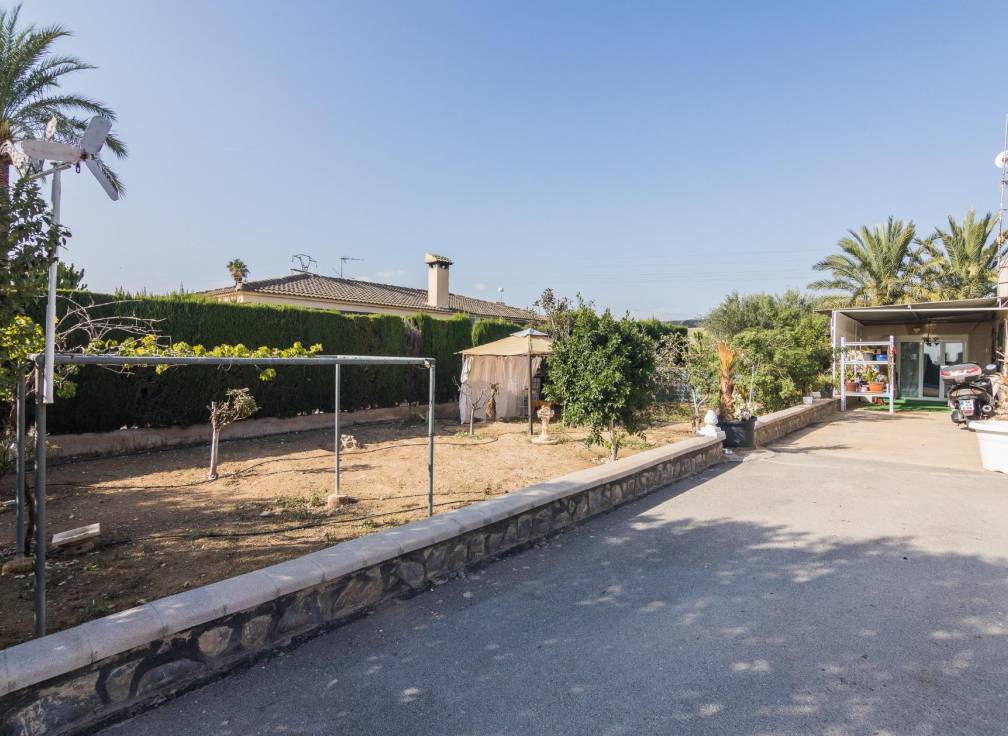 Resale - Villa - Matola - Algoda-Matola-Llano de San José