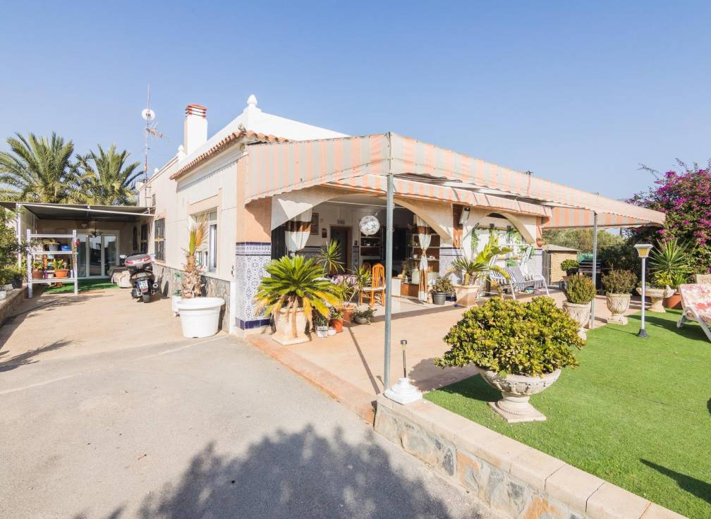 Resale - Villa - Matola - Algoda-Matola-Llano de San José