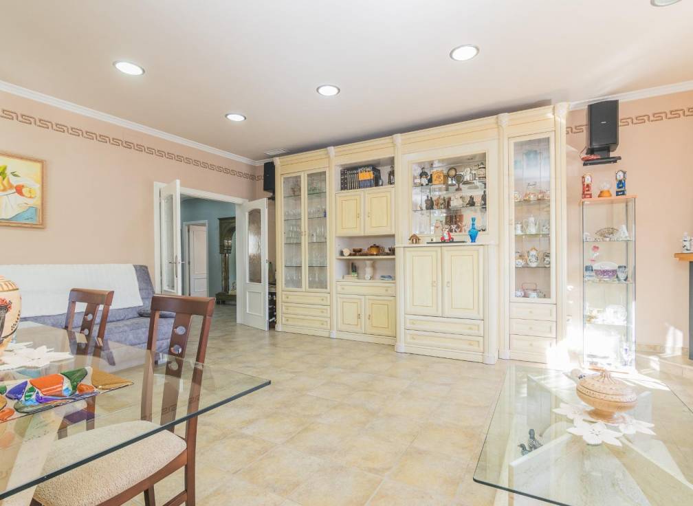 Resale - Villa - Matola - Algoda-Matola-Llano de San José