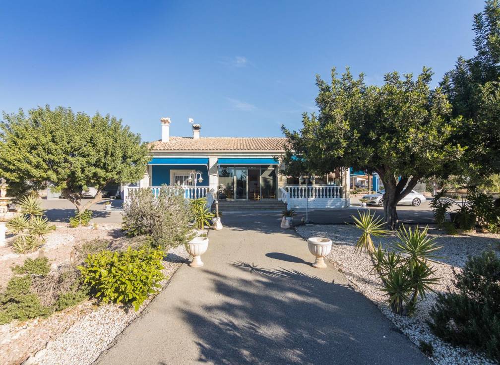 Resale - Villa - Matola - Algoda-Matola-Llano de San José