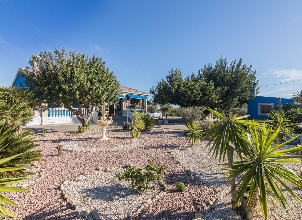 Resale - Villa - Matola - Algoda-Matola-Llano de San José