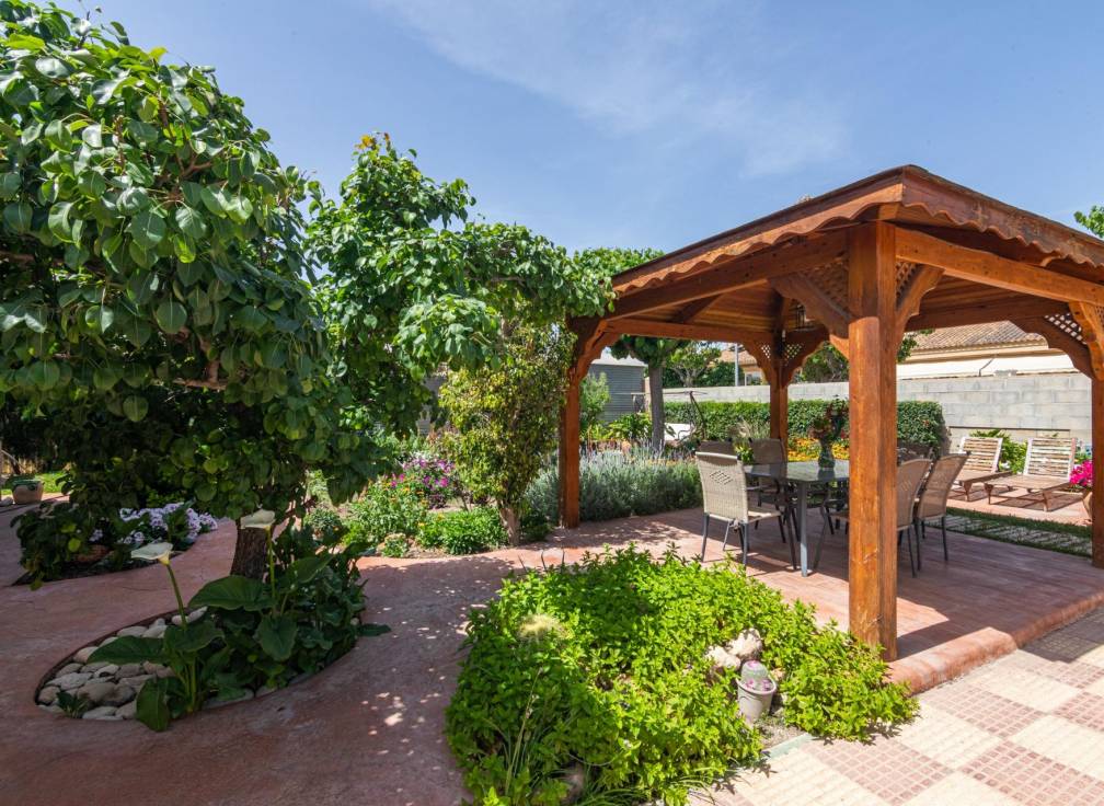 Resale - Villa - Mutxamel - La huerta