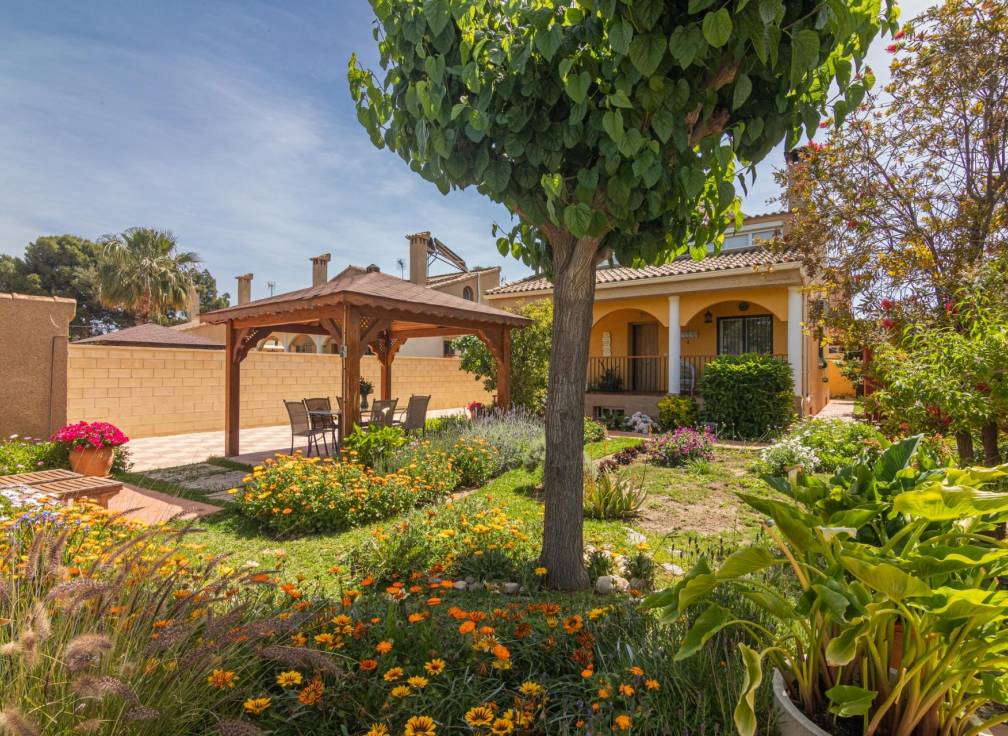 Resale - Villa - Mutxamel - La huerta