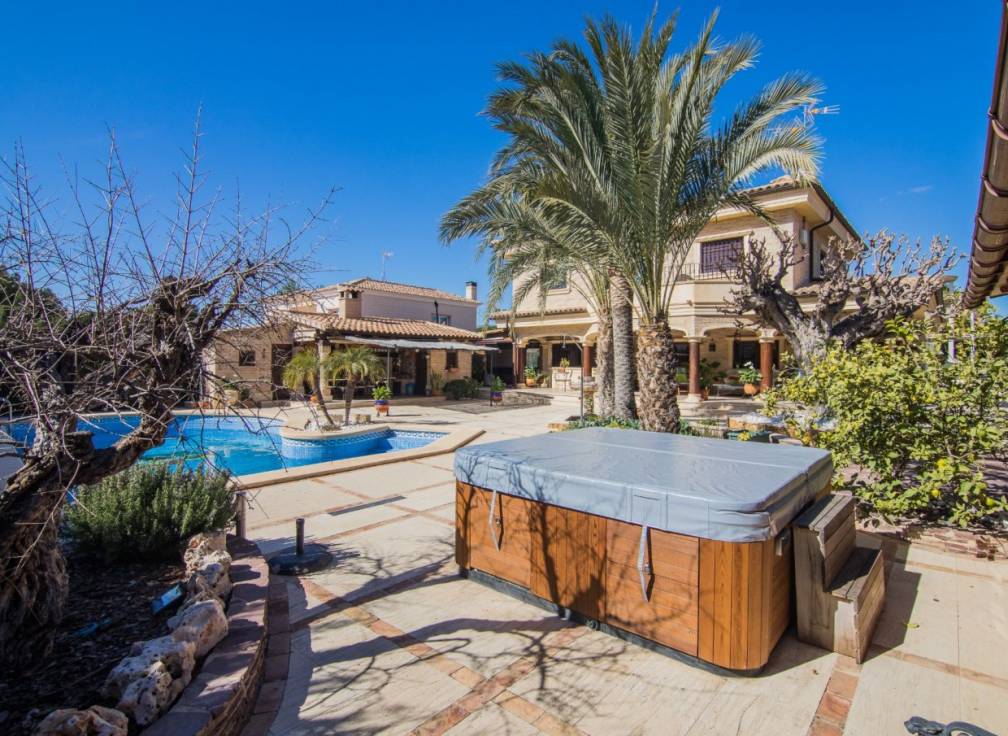 Resale - Villa - Peña las aguilas - PEÑA DE LAS AGUILAS