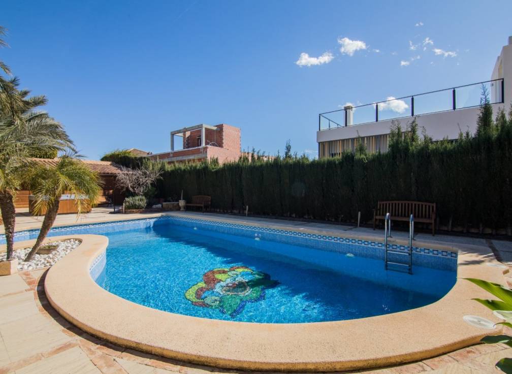 Resale - Villa - Peña las aguilas - PEÑA DE LAS AGUILAS