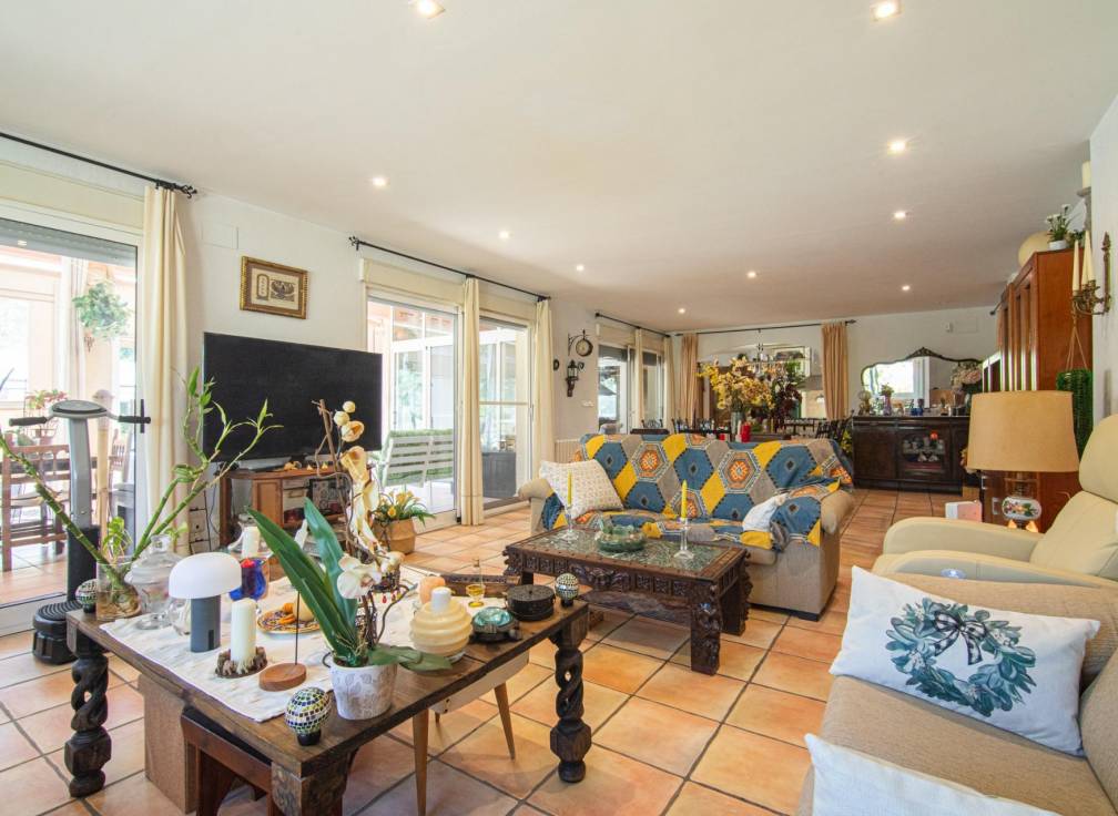 Resale - Villa - Peña las aguilas - PEÑA DE LAS AGUILAS