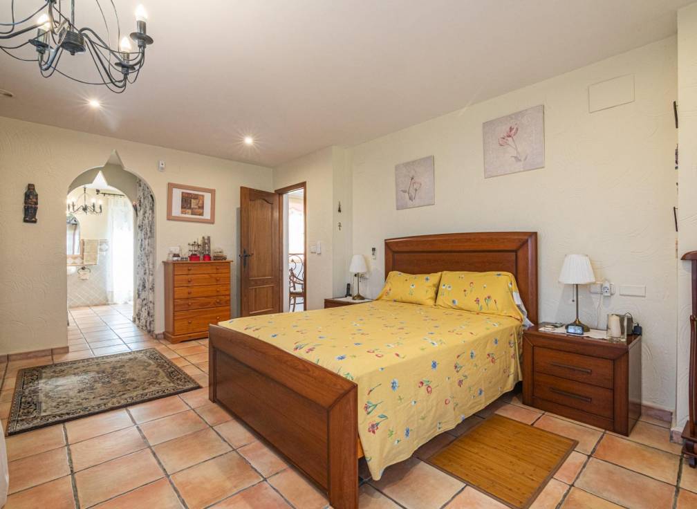 Resale - Villa - Peña las aguilas - PEÑA DE LAS AGUILAS