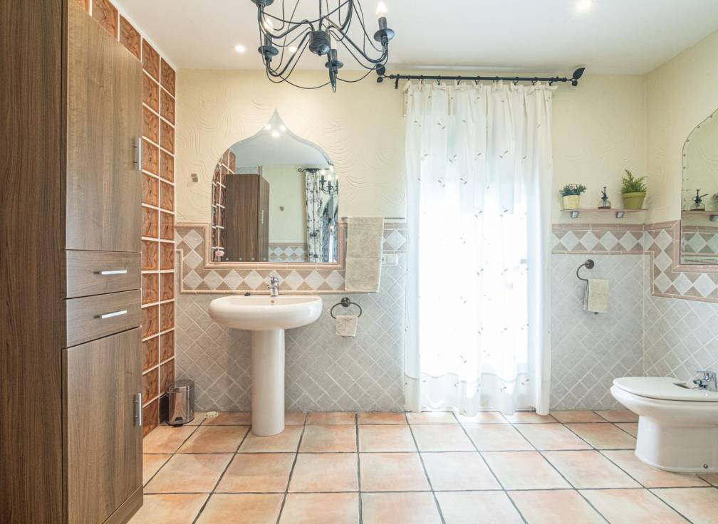 Resale - Villa - Peña las aguilas - PEÑA DE LAS AGUILAS