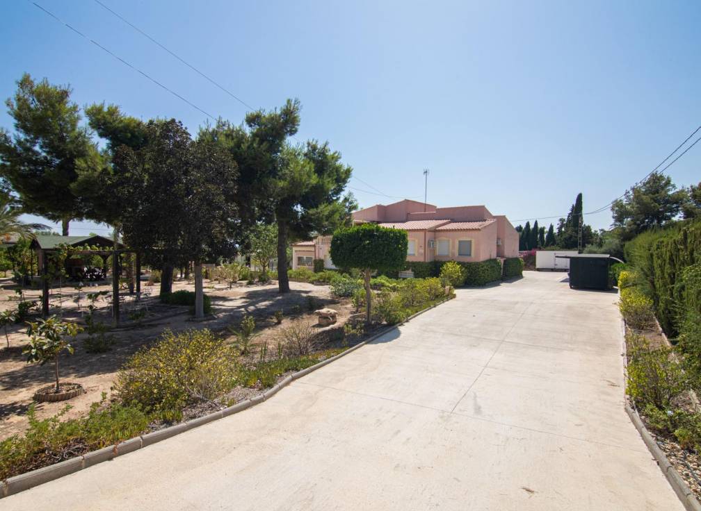 Resale - Villa - Peña las aguilas - PEÑA DE LAS AGUILAS