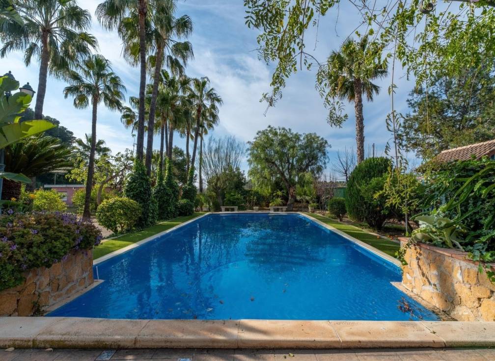 Resale - Villa - Perleta - Crta. santa pola