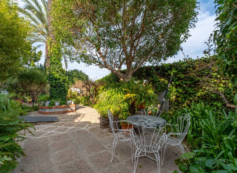 Resale - Villa - Perleta - Crta. santa pola