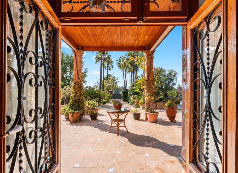 Resale - Villa - Perleta - Crta. santa pola