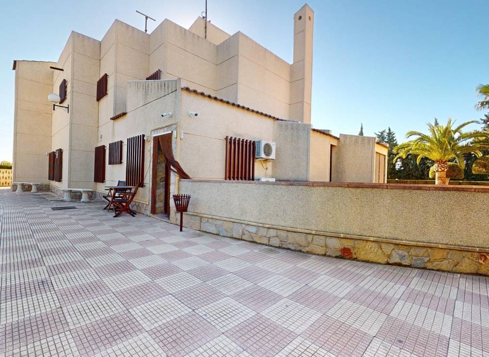 Resale - Villa - Perleta - Ctra. santa pola