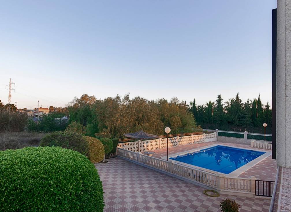 Resale - Villa - Perleta - Ctra. santa pola