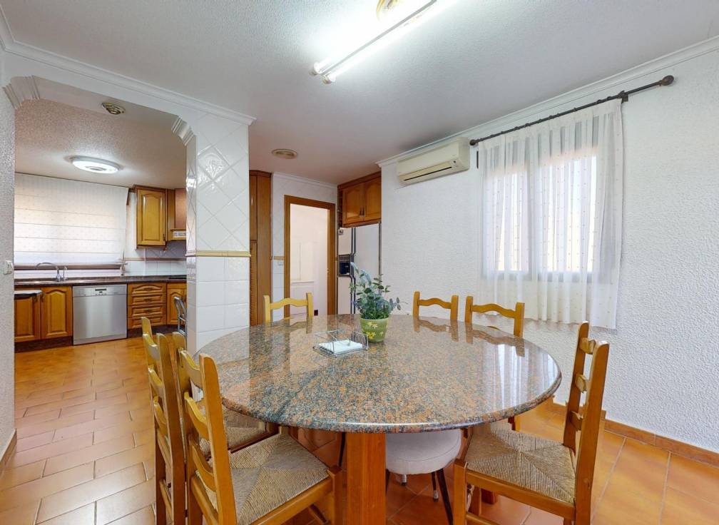 Resale - Villa - Perleta - Ctra. santa pola